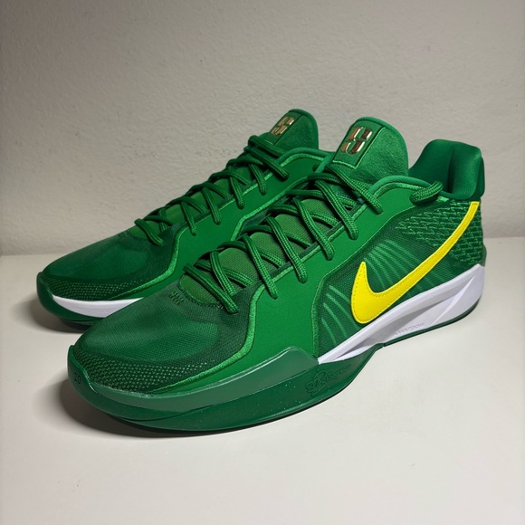 NEW NIKE Sabrina 2 Oregon Basketball Shoes Womens Size 15 Men’s 13.5